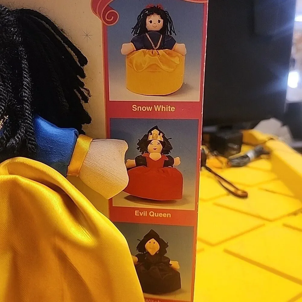 Vintage Dan Dee SNOW WHITE 3 in 1 Doll / New on Card